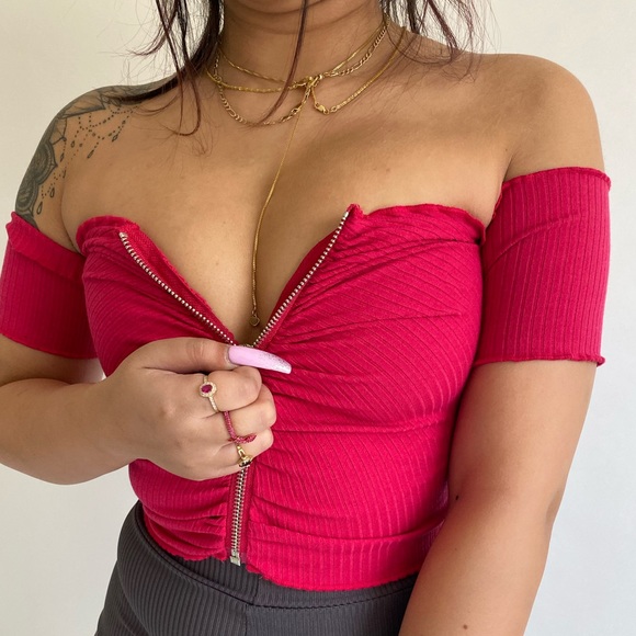 Forever 21 zip crop top - Picture 5 of 5